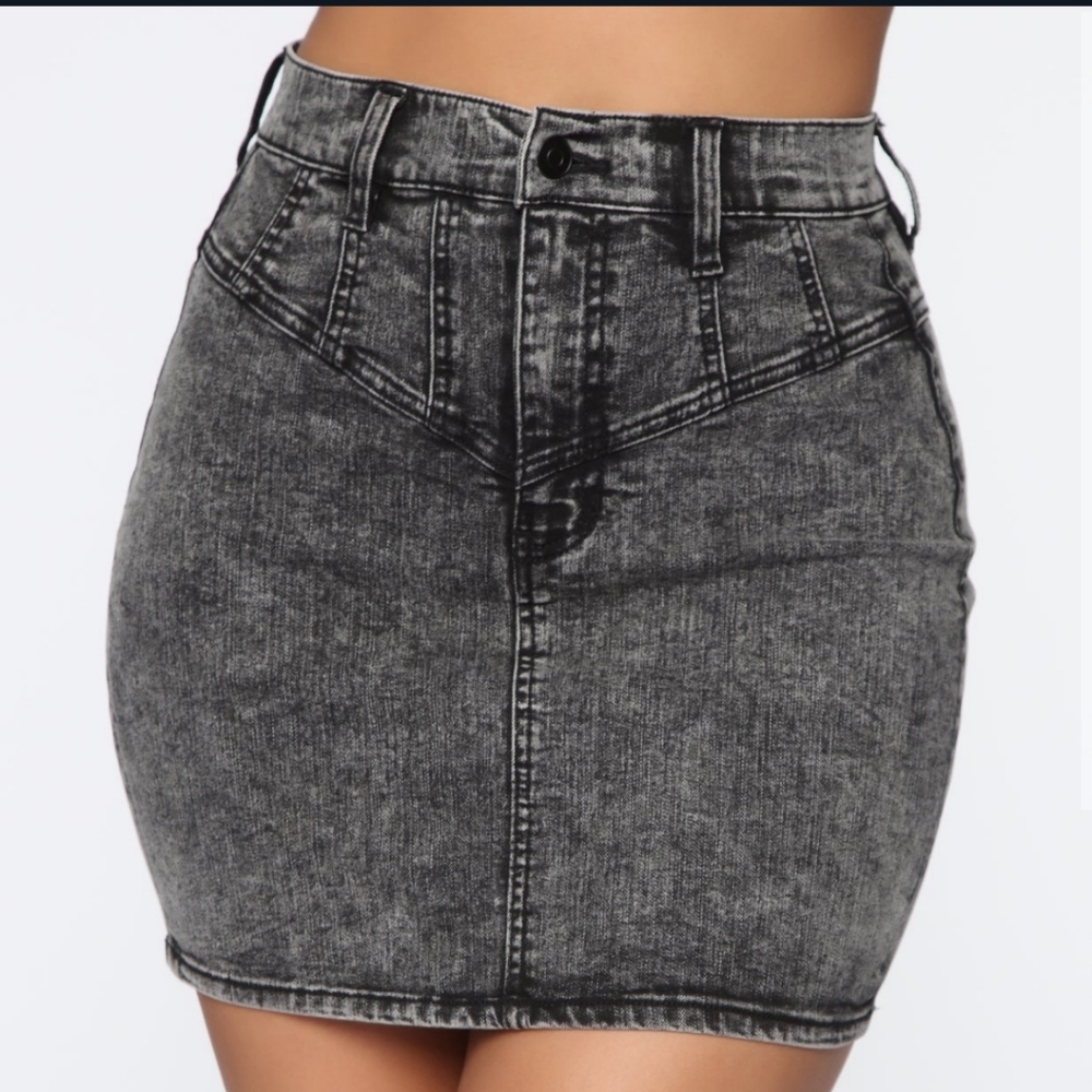 Black denim skirt - Picture 6 of 6